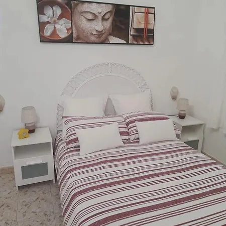 Comfortable In - 60 M² With Balcony Ferienhaus